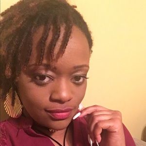 Meet your Posher, Ariel